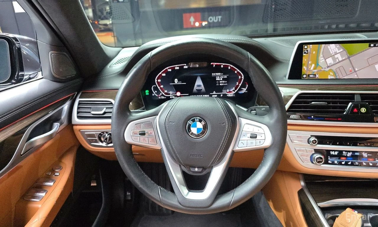 BMW 740 LASER* HARMON* KARDON* ХЕДЪП* МЪРТВА* ТОЧКА* ПАНОР, снимка 8 - Автомобили и джипове - 55421846
