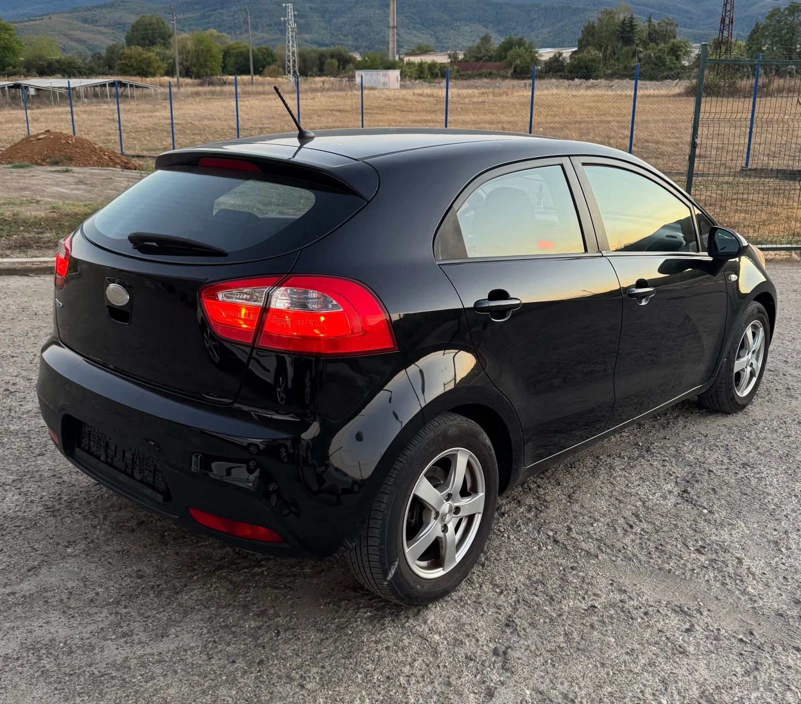 Kia Rio 162000�� | Mobile.bg � ����������� 4