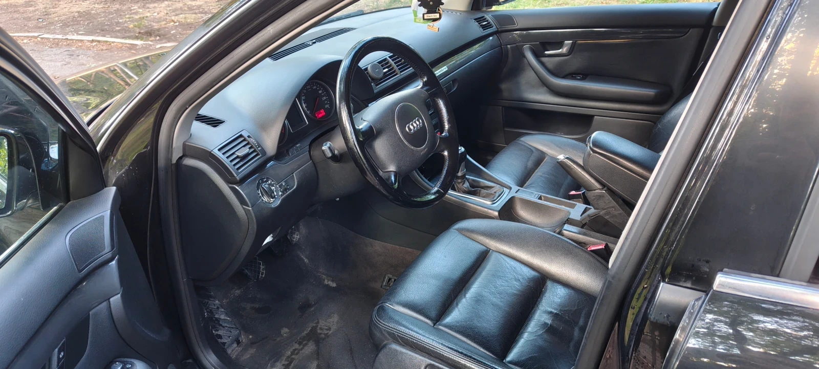Audi A4 1.9 tdi, снимка 10 - Автомобили и джипове - 56311909