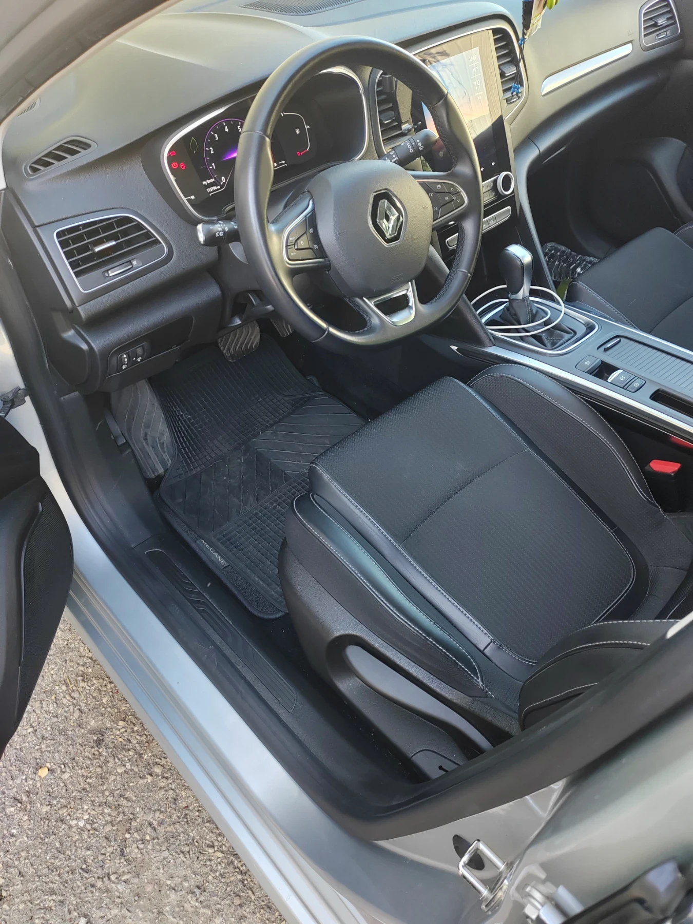 Renault Megane, снимка 7 - Автомобили и джипове - 56567752