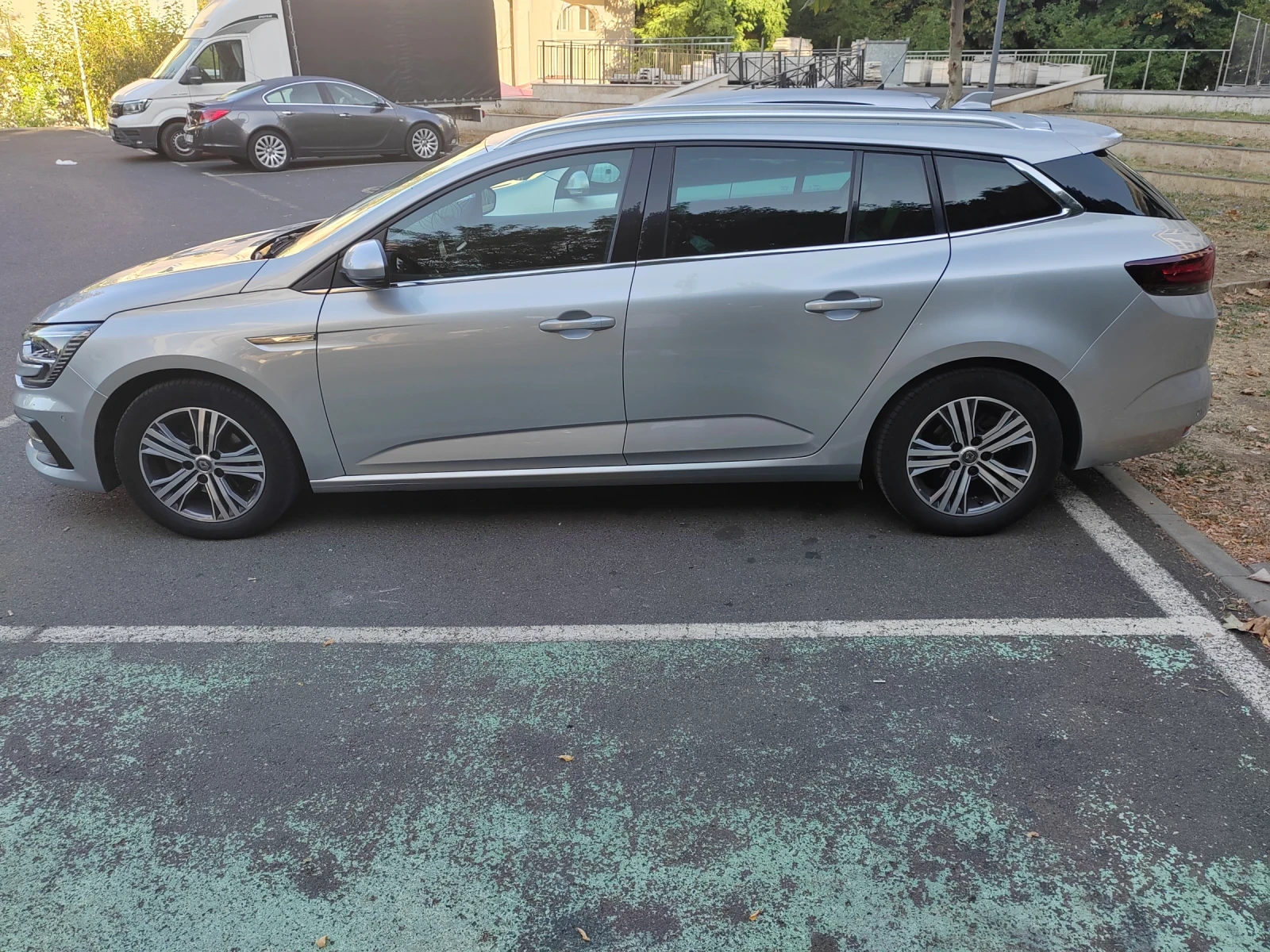 Renault Megane, снимка 2 - Автомобили и джипове - 56567752
