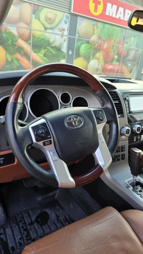 Toyota Sequoia, снимка 15