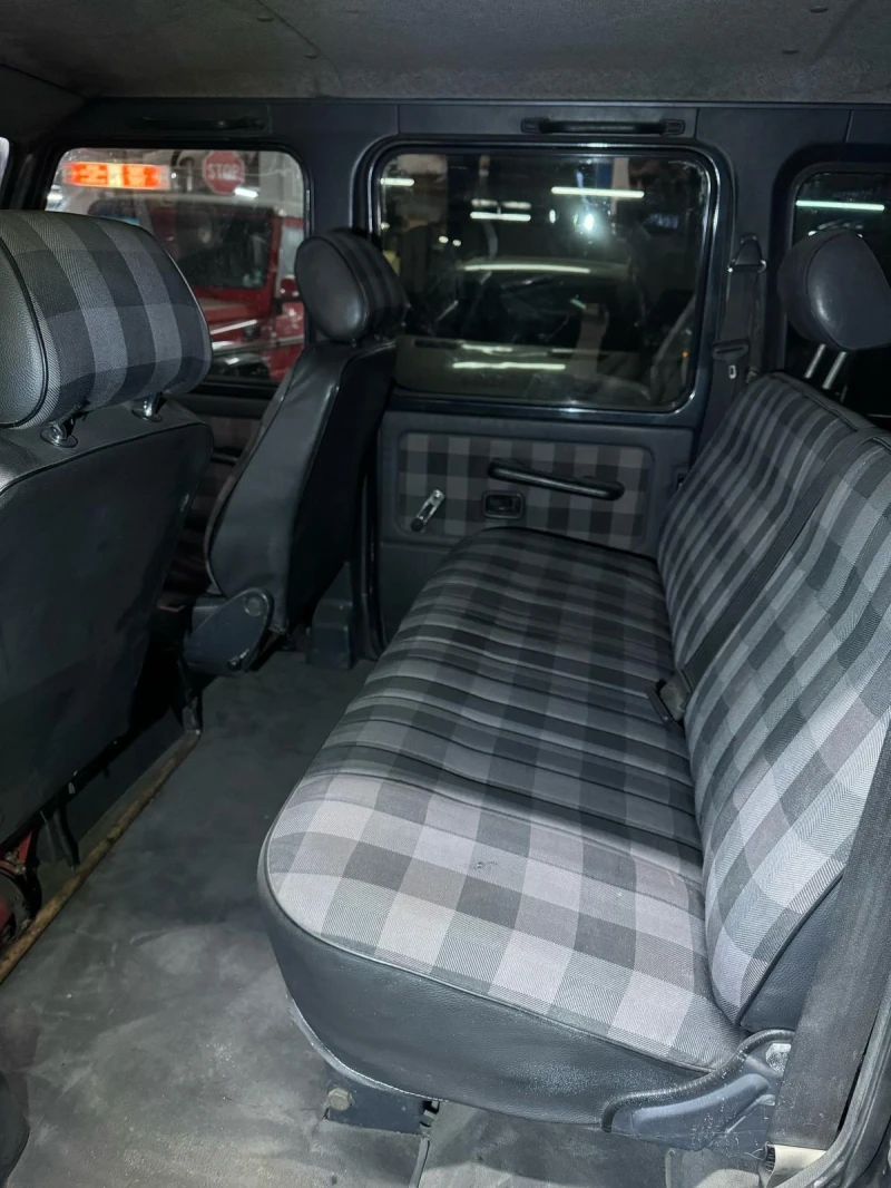Mercedes-Benz G 280 Климатик, автоматик, снимка 9 - Автомобили и джипове - 51975975