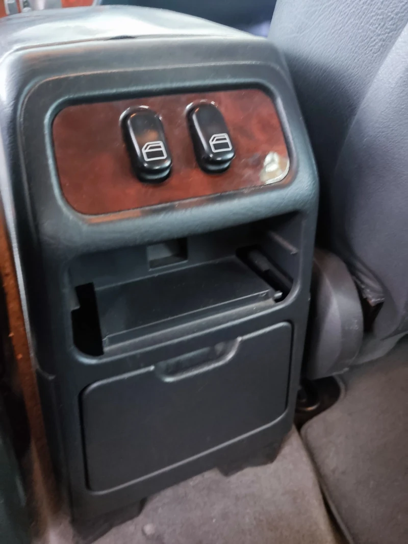 Mercedes-Benz ML 270, снимка 13 - Автомобили и джипове - 52883220