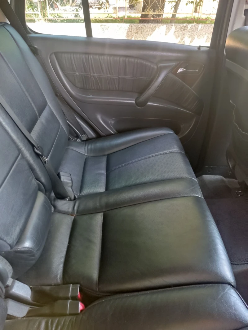 Mercedes-Benz ML 270, снимка 14 - Автомобили и джипове - 52883220