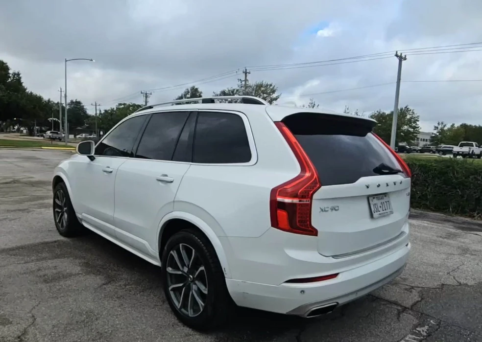 Volvo Xc90 T6* CarPlay* Пано* Дистроник* М.Точка* Keyless*  - изображение 6