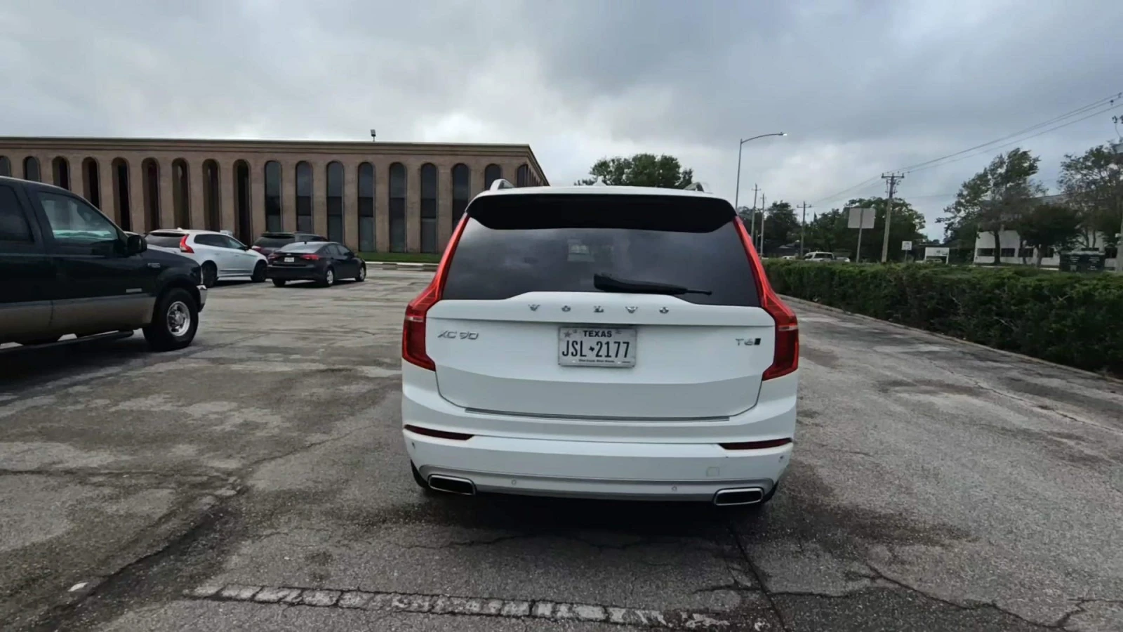 Volvo Xc90 T6* CarPlay* Пано* Дистроник* М.Точка* Keyless*  - изображение 5