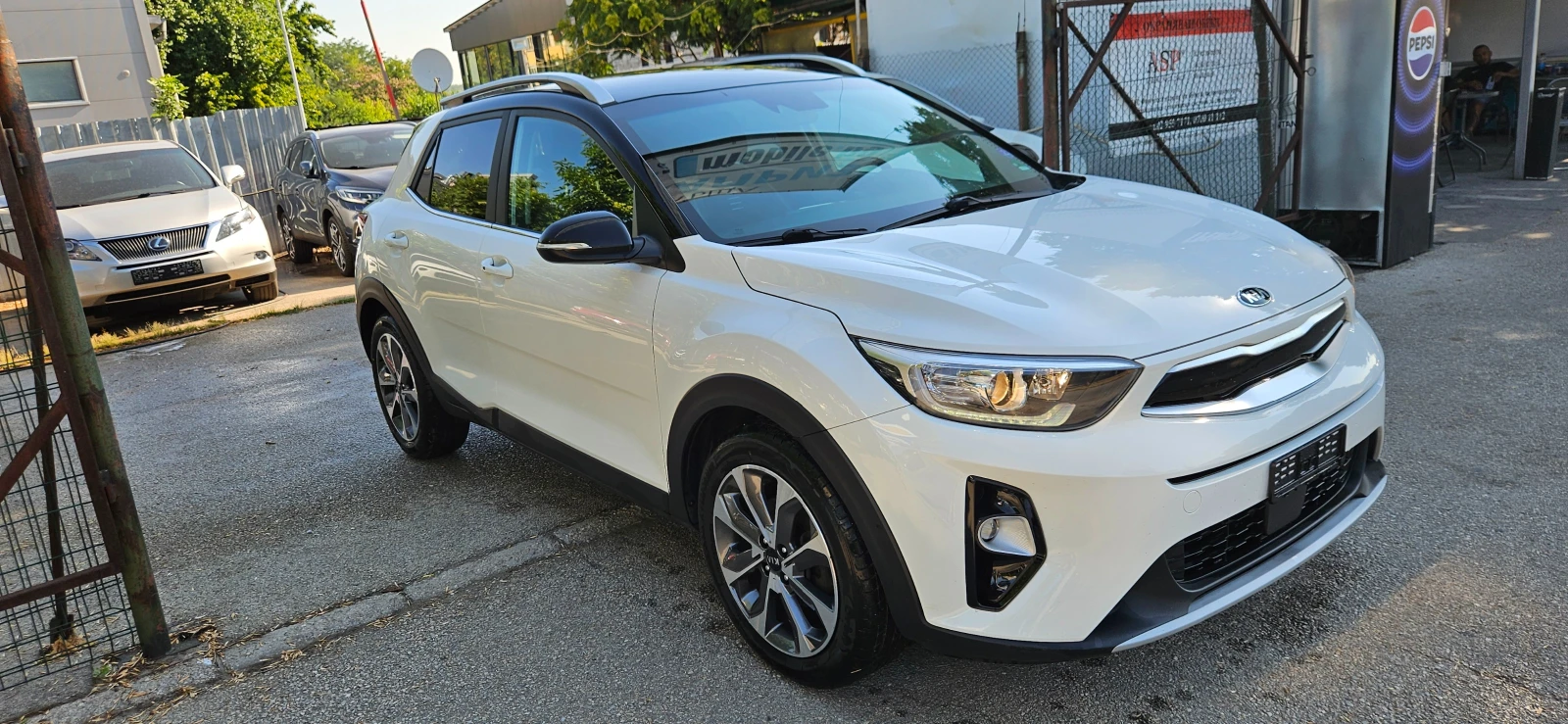 Kia Stonic Navy, kamera  - изображение 7