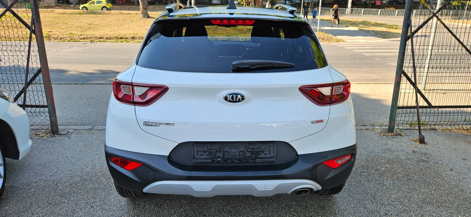 Kia Stonic Navy, kamera  - изображение 2