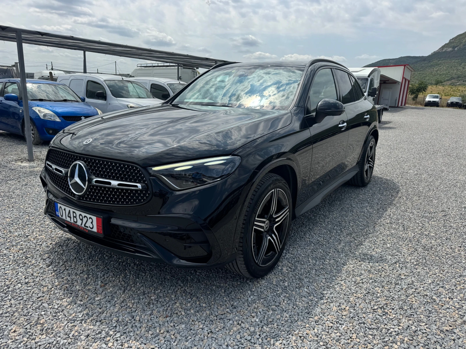 Mercedes-Benz GLC 220 AMG EXCLUSIVE 4x4 - изображение 3