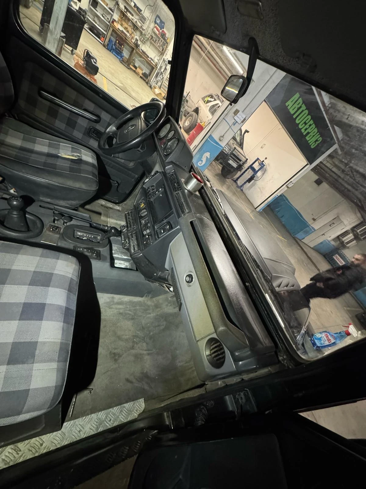 Mercedes-Benz G 280 Климатик, автоматик - изображение 7