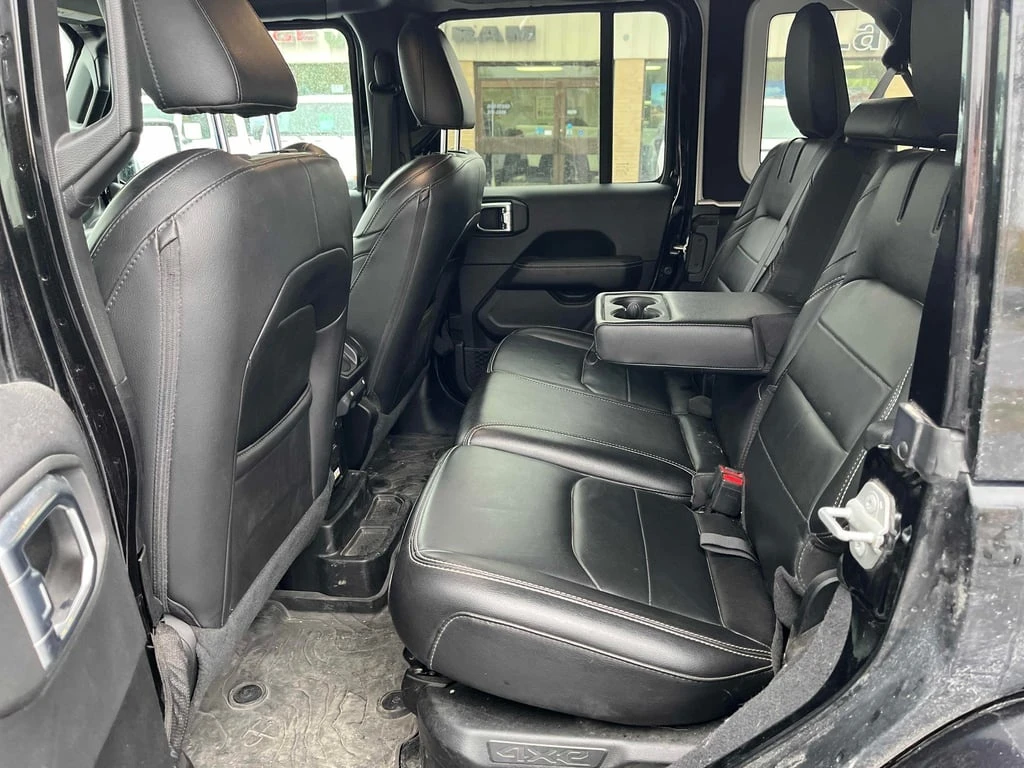 Jeep Wrangler * Unlimited Sahara * CARFAX *    | Mobile.bg   9