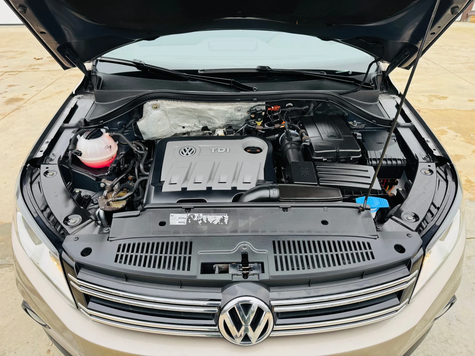 VW Tiguan * 2.0TDI* FACE* NAVI*  | Mobile.bg � ����������� 17