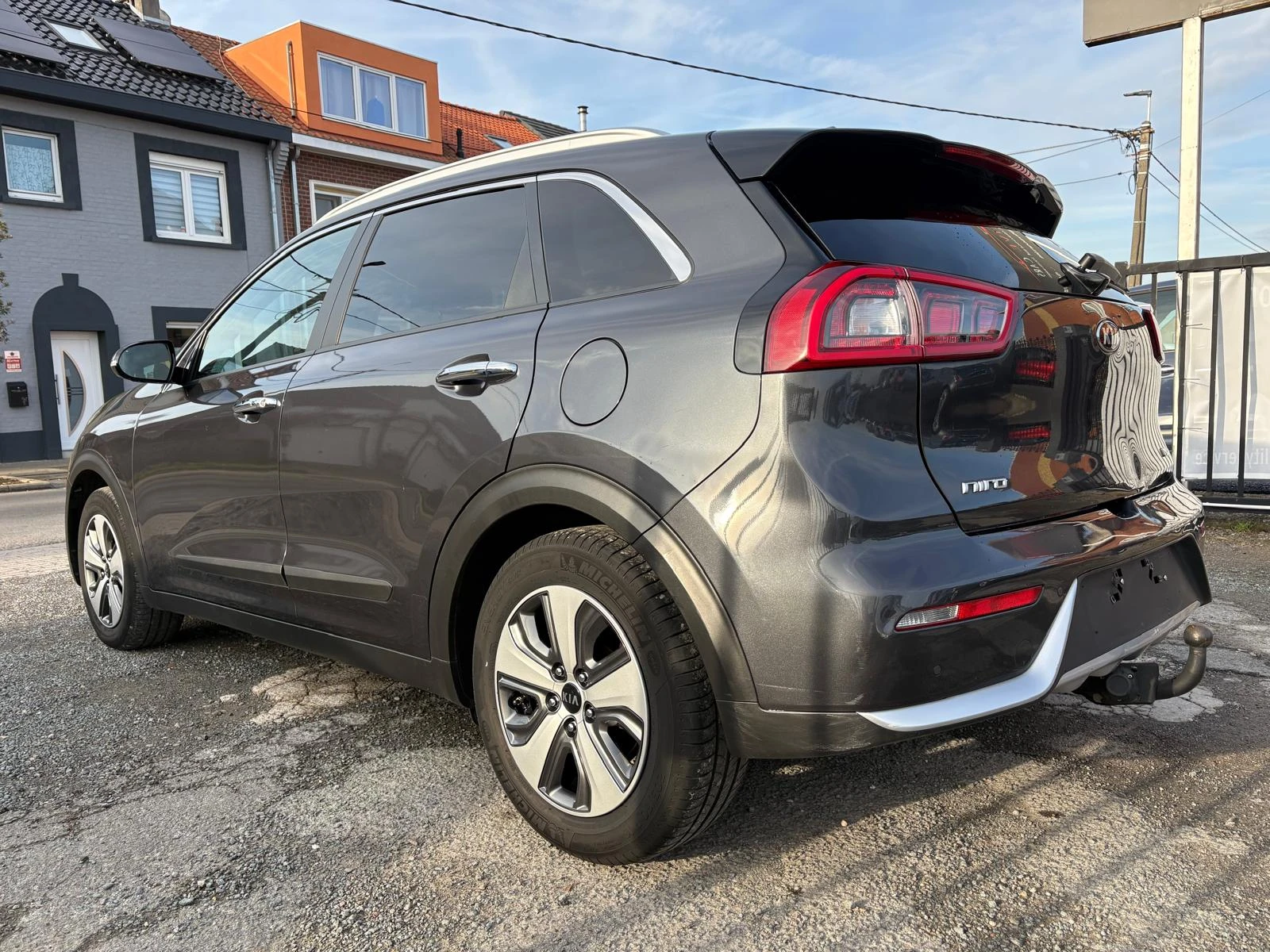 Kia Niro 1.6 GDI Fusion, снимка 3 - Автомобили и джипове - 53812808