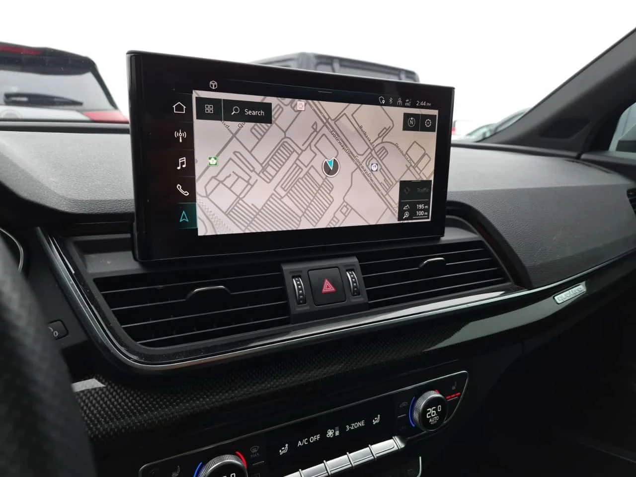 Audi SQ5 * TECHNIK * ДИСТРОНИК* 360 КАМЕРА* ПАНОРАМА* , снимка 10 - Автомобили и джипове - 54215392