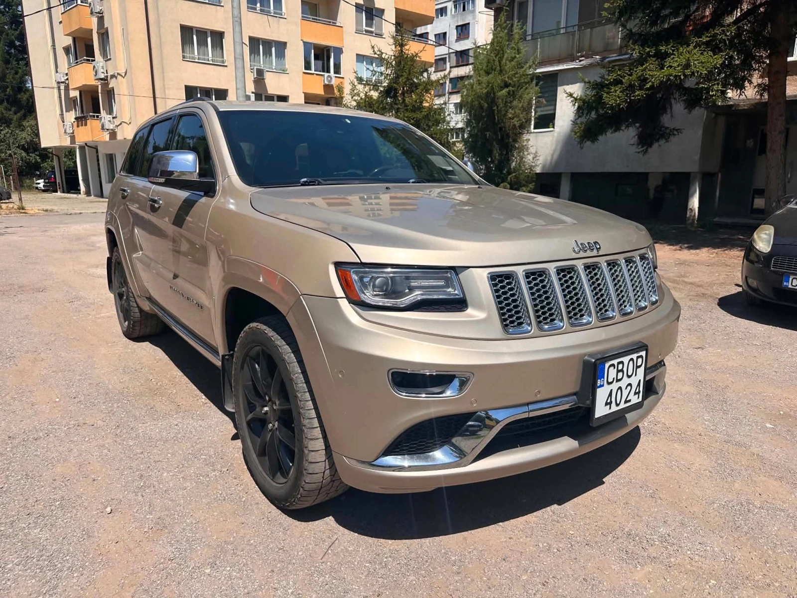 Jeep Grand cherokee 3, 6 SUMMIT, снимка 2 - Автомобили и джипове - 55438821