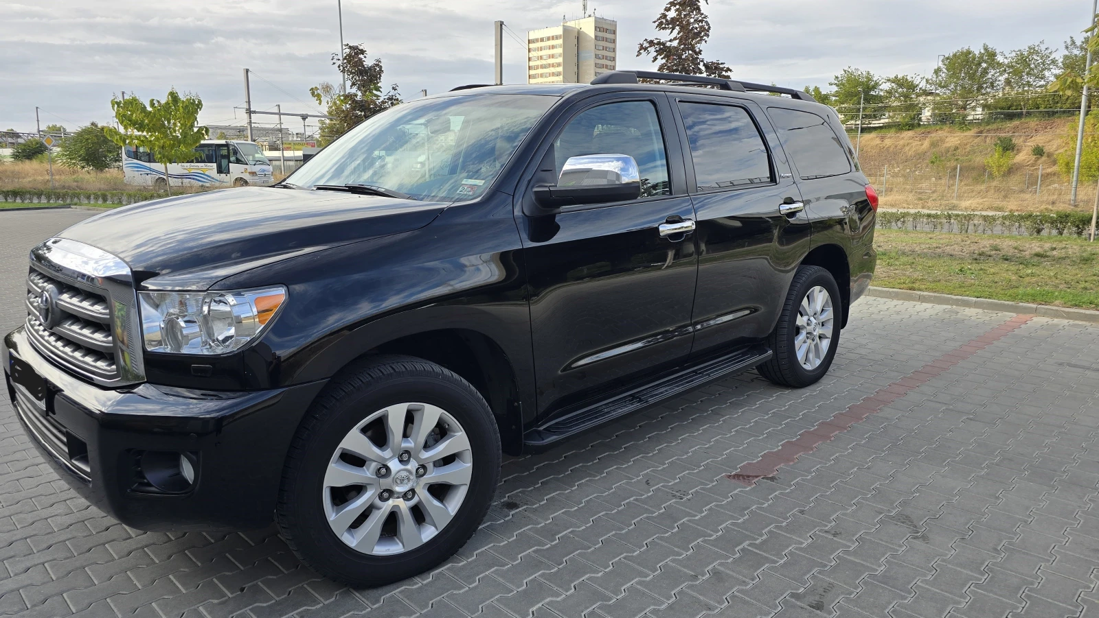 Toyota Sequoia