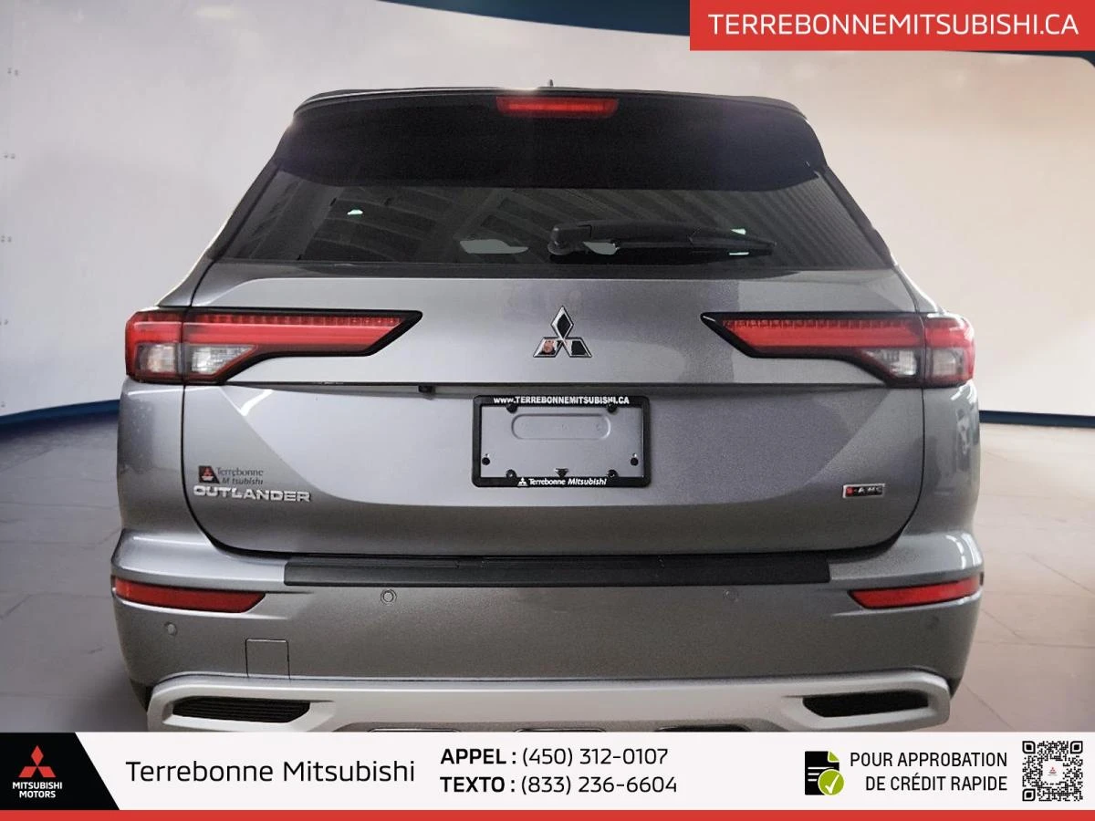 Mitsubishi Outlander SE AWC* ПОДГРЕВ* КАМЕРА* ПАНОРАМА* КЕЙЛЕС, снимка 4 - Автомобили и джипове - 54864764