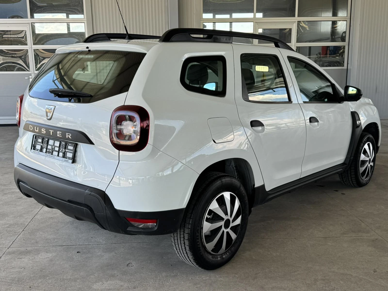 Dacia Duster 1.5dci* 96ps* 6ск* KЛИМАТИК* , снимка 5 - Автомобили и джипове - 54977494
