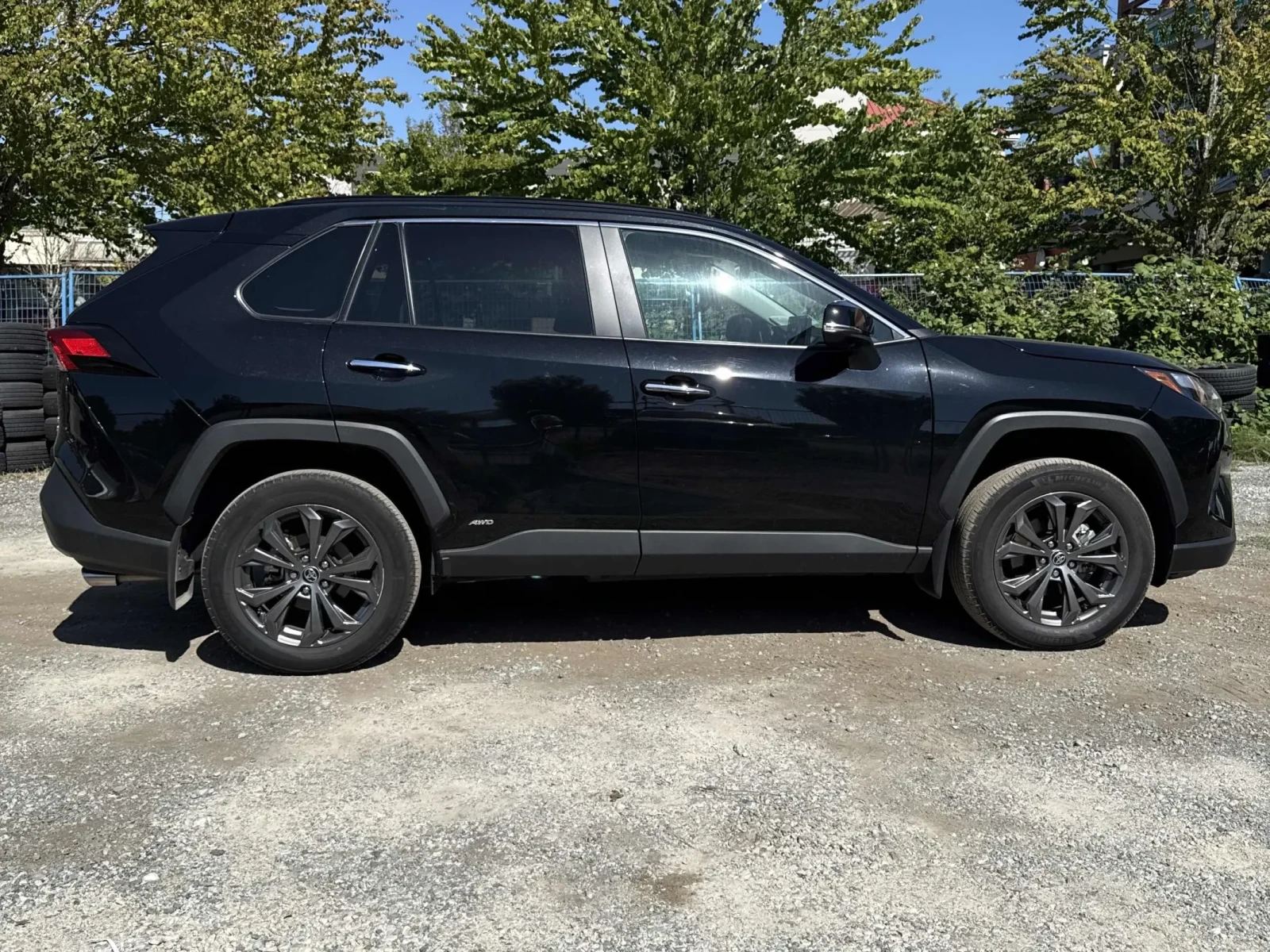 Toyota Rav4 Hybrid Limited * FULL * CARFAX, снимка 4 - Автомобили и джипове - 54991304