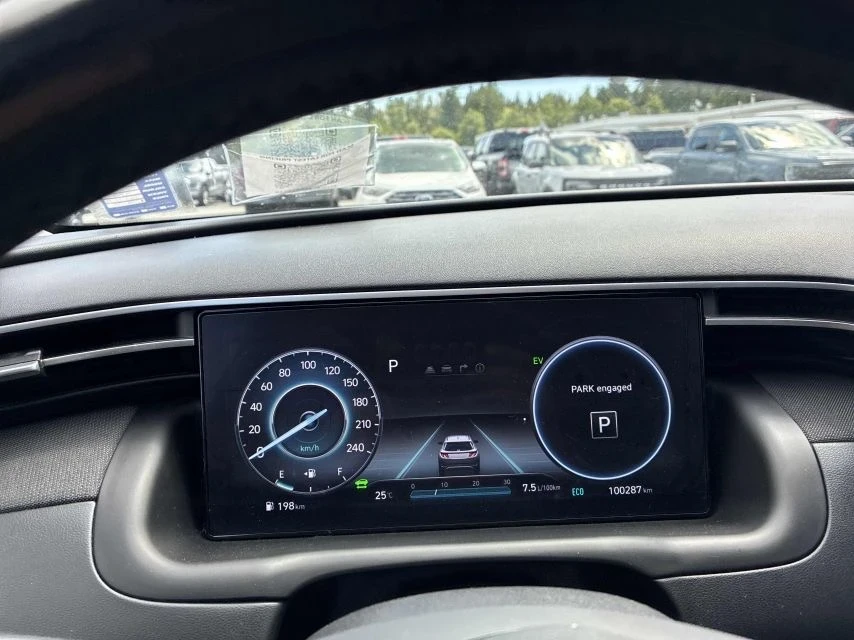 Hyundai Tucson Ultimate* 360* Pano* Обдухване* Подгрев* Keyless* , снимка 8 - Автомобили и джипове - 55103290