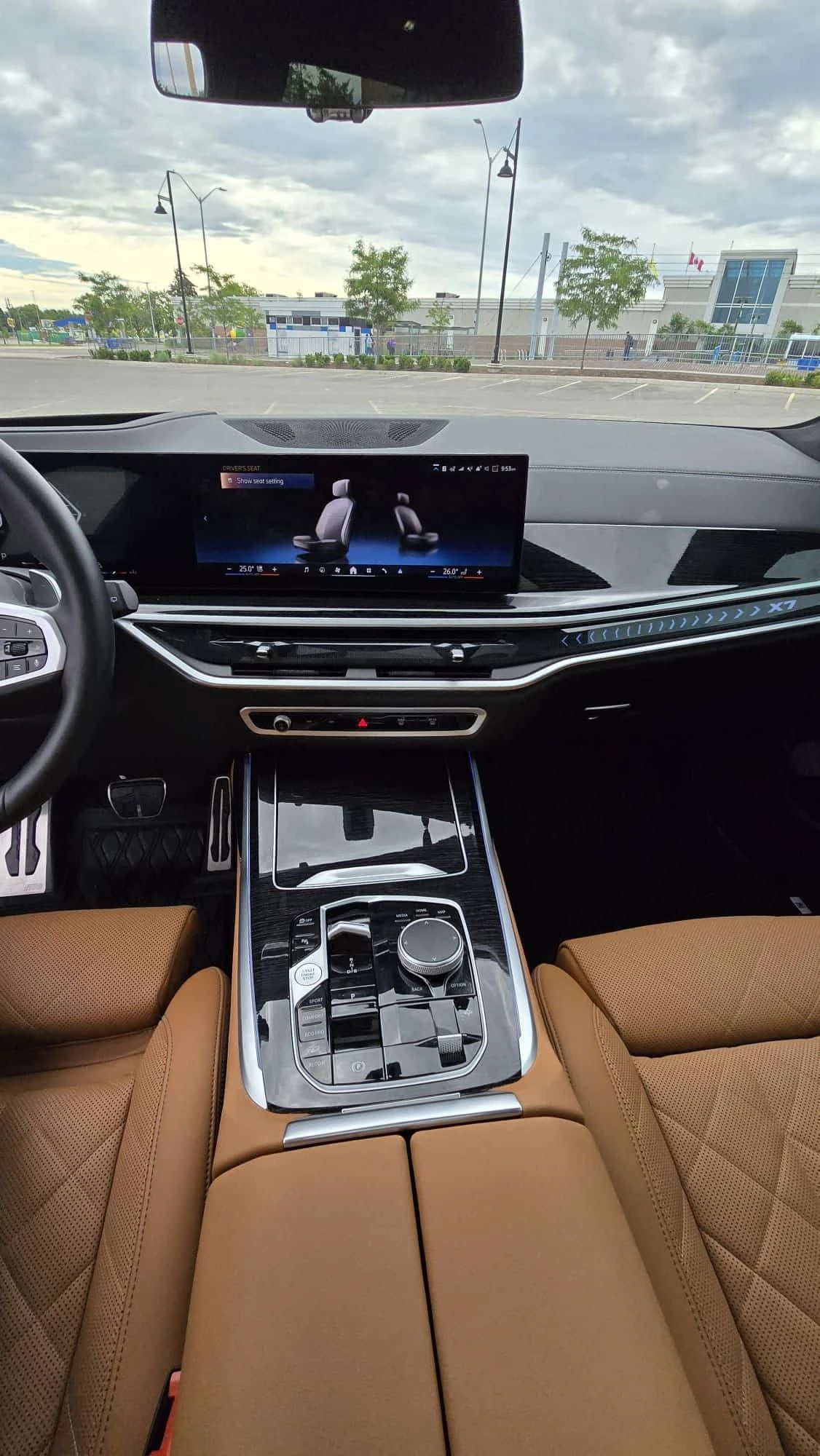BMW X7 * xDrive40i * АВТОКРЕДИТ БЕЗ ПЪРВОНАЧАЛНА ВНОСКА* , снимка 13 - Автомобили и джипове - 55259056