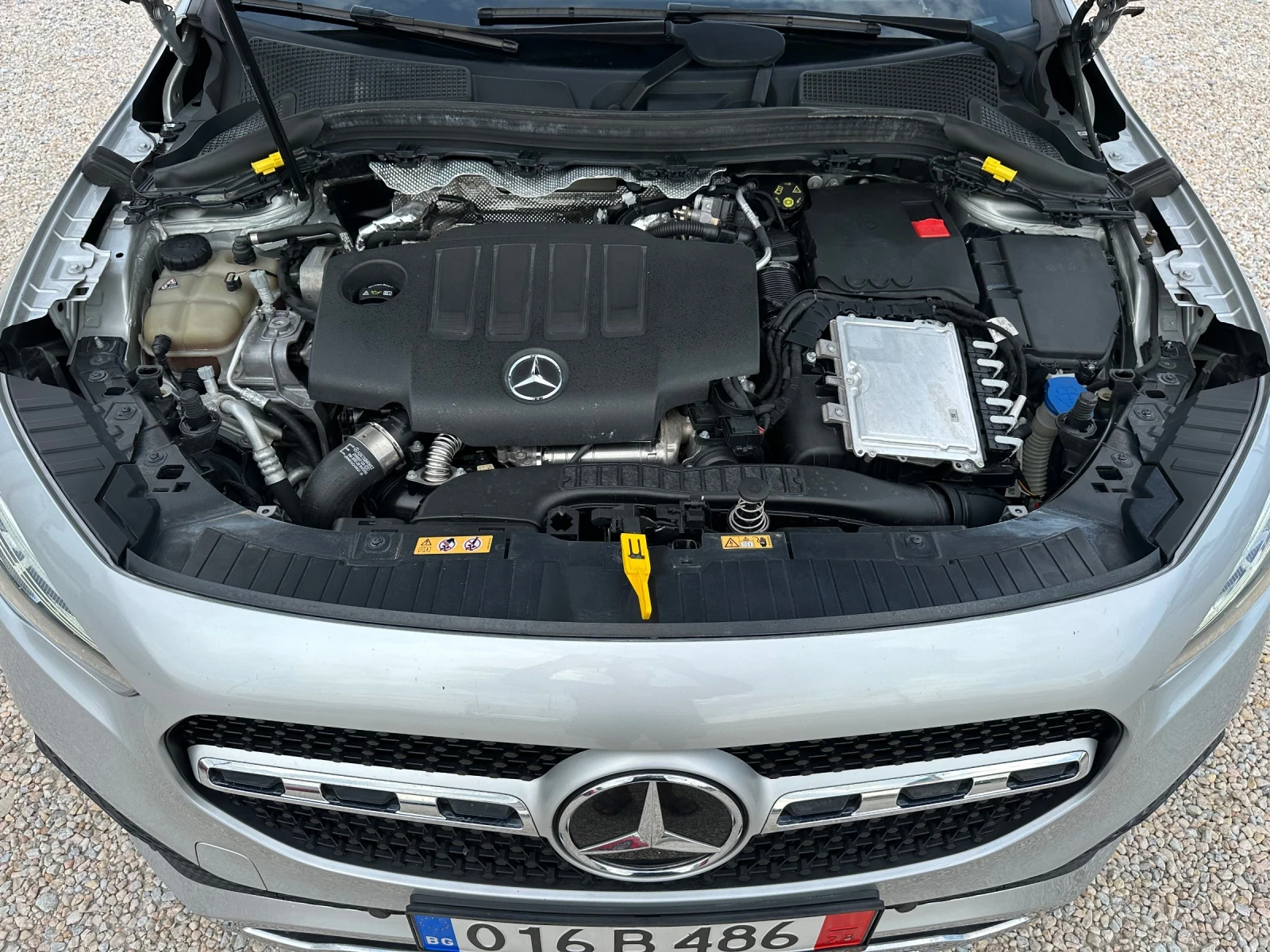Mercedes-Benz GLA, снимка 17 - Автомобили и джипове - 55314935