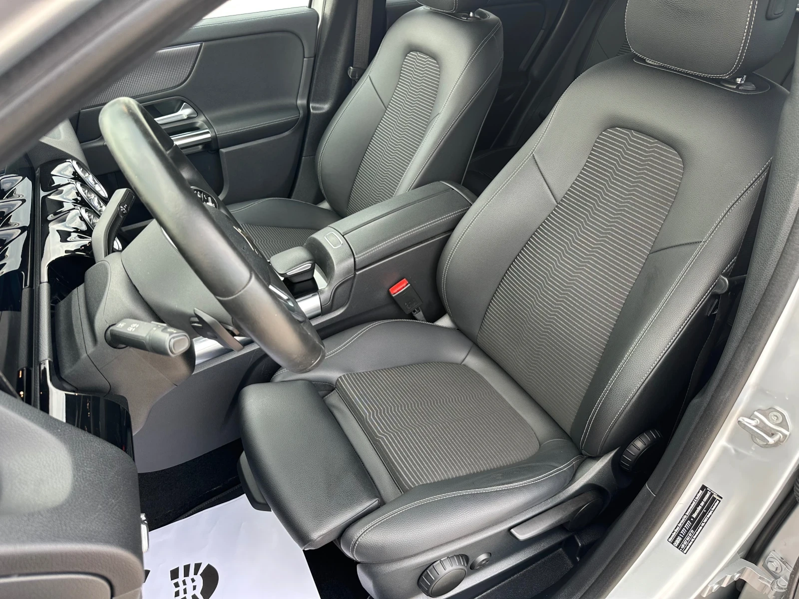 Mercedes-Benz GLA, снимка 12 - Автомобили и джипове - 55314935