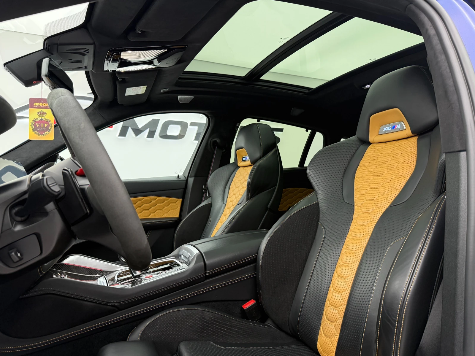 BMW X6 Competition\M xDrive\Carbon\B&W , снимка 8 - Автомобили и джипове - 55732735