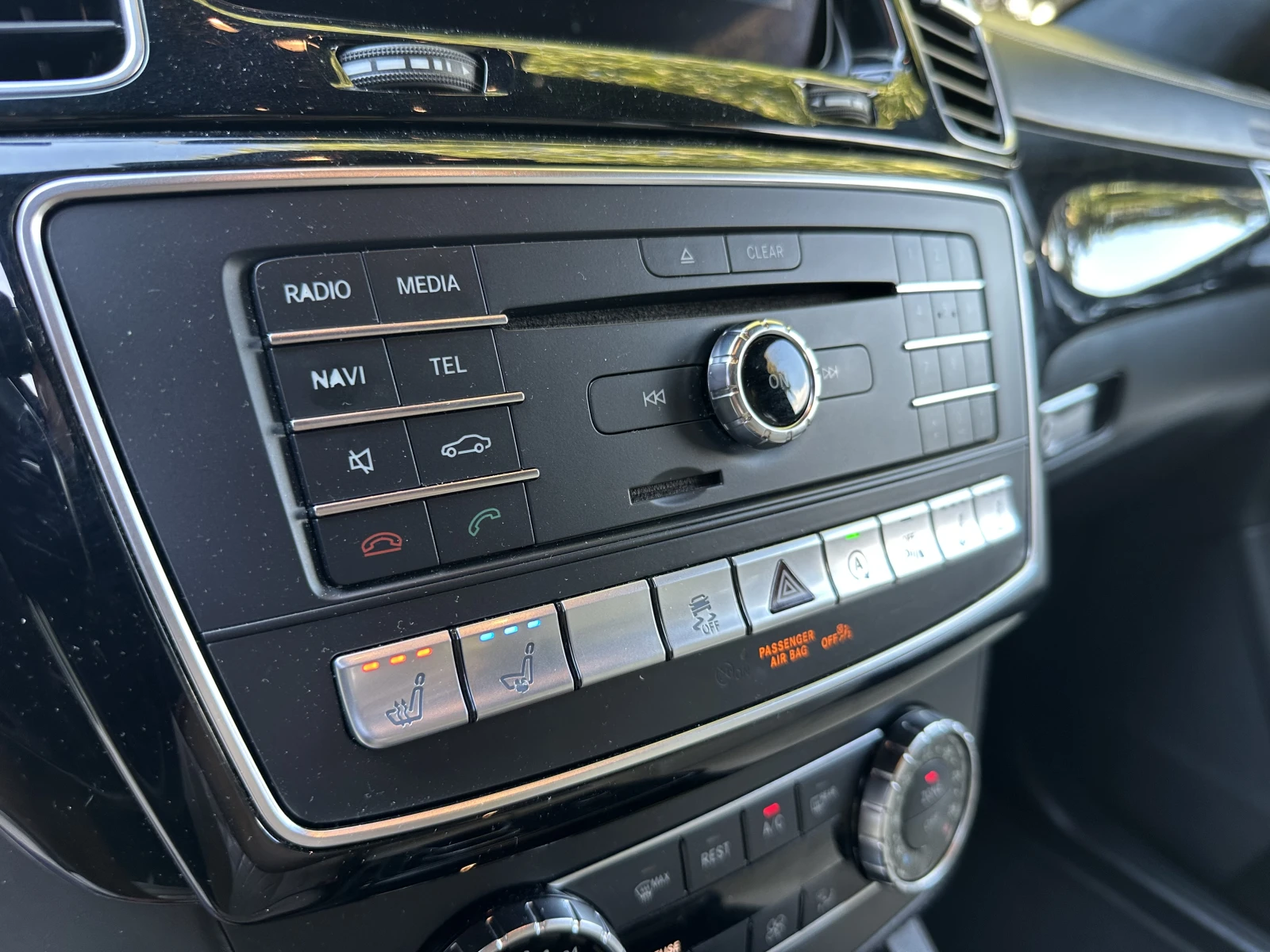 Mercedes-Benz GLS 350 d AMG Designo Alcantara, снимка 14 - Автомобили и джипове - 55885126
