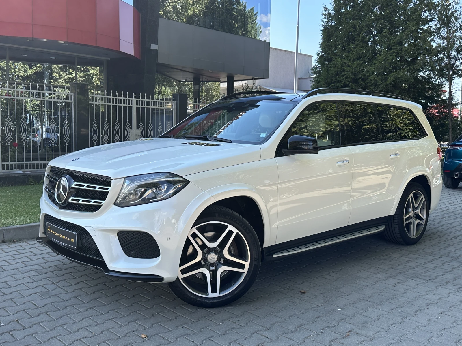 Mercedes-Benz GLS 350 d AMG Designo Alcantara