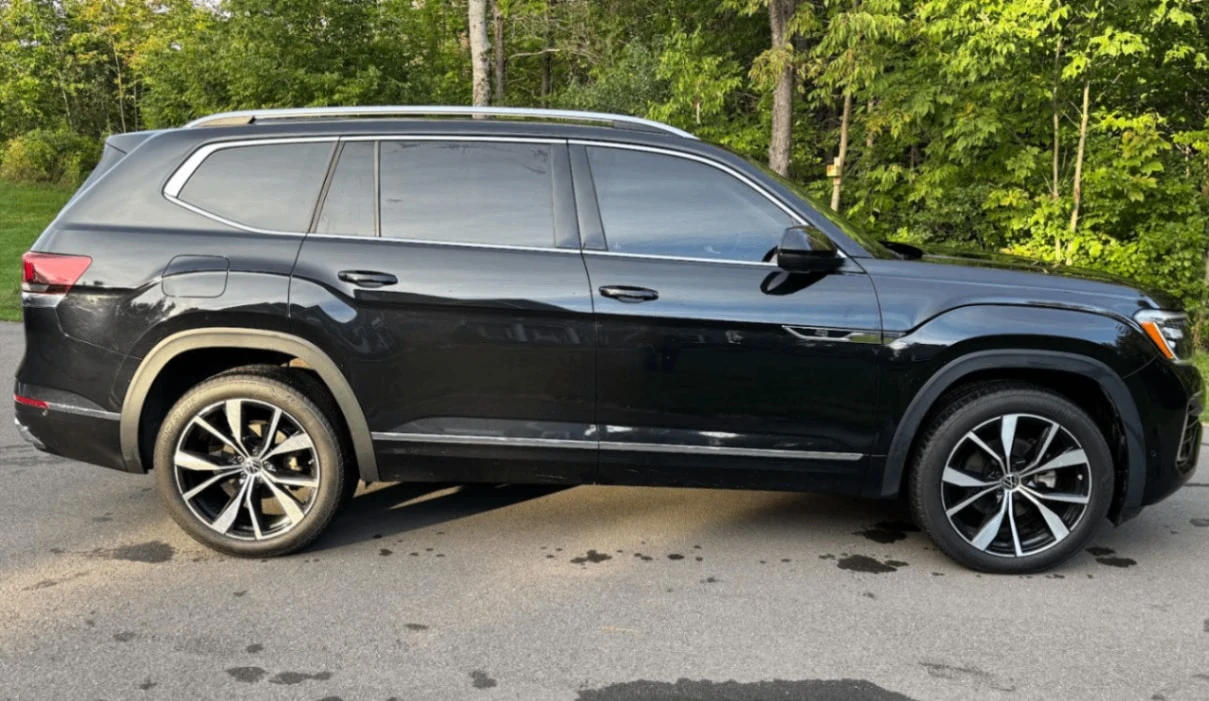 VW Atlas * Execline * CARFAX * БЕЗ ПЪРВОНАЧАЛНА ВНОСКА, снимка 3 - Автомобили и джипове - 55942554