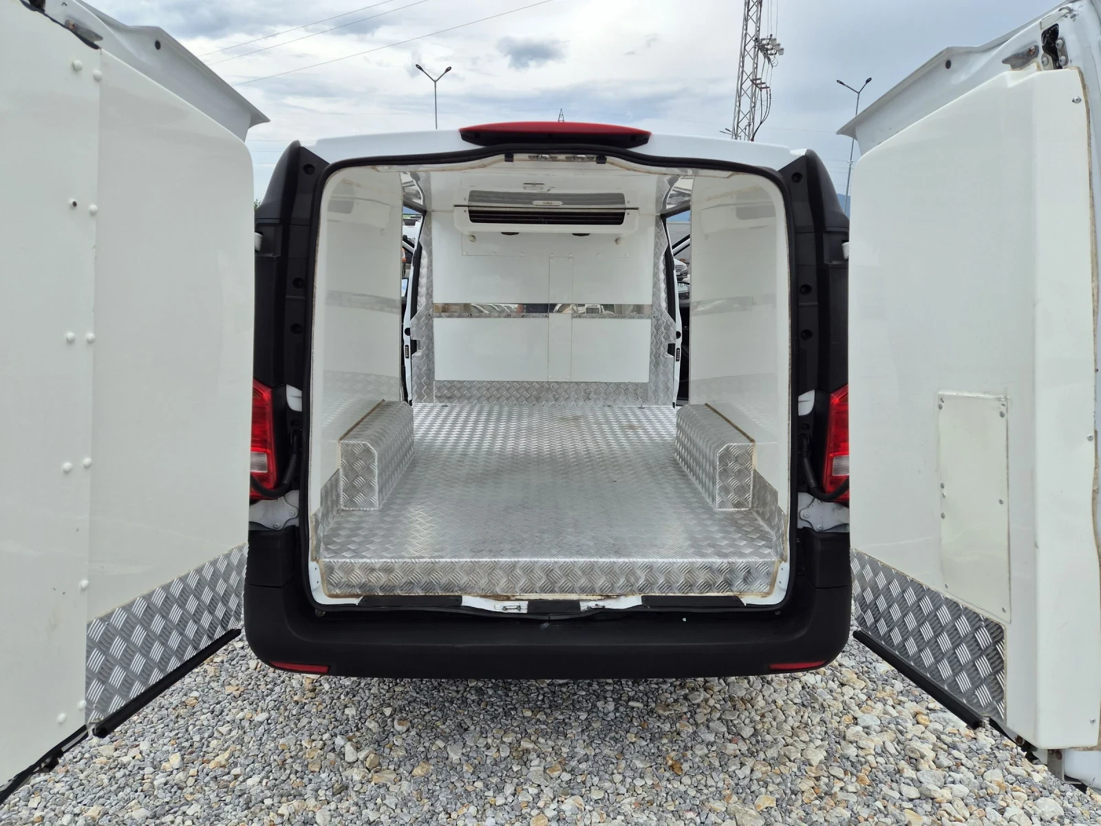 Mercedes-Benz Vito 114 CDI, Хладилно, Макси, снимка 14 - Бусове и автобуси - 54945868