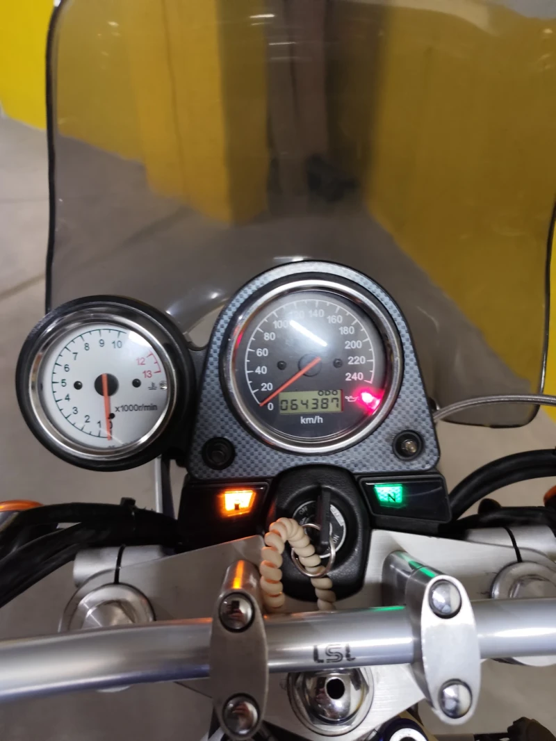 Suzuki SV 650 N, снимка 9 - Мотоциклети и мототехника - 52226208