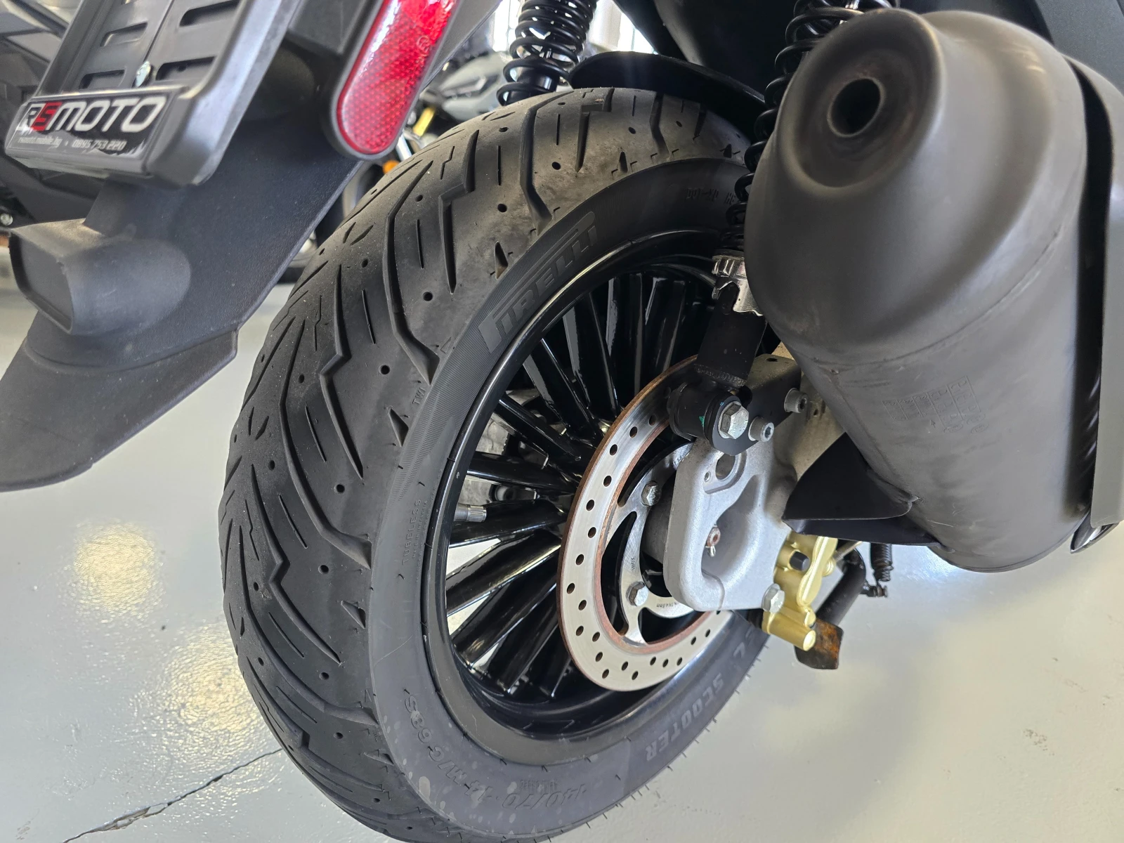 Piaggio Beverly 300S, ABS-ASR, 2019г., снимка 15 - Мотоциклети и мототехника - 53894267