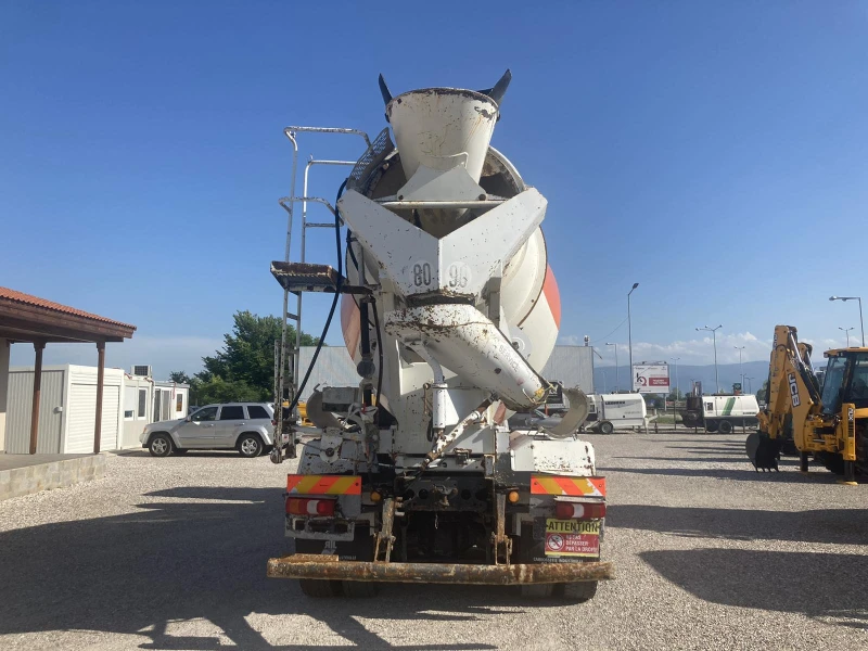 Бетон миксер Mercedes AROCS 3240 LIEBHERR 9M3, снимка 6 - Индустриална техника - 50207942