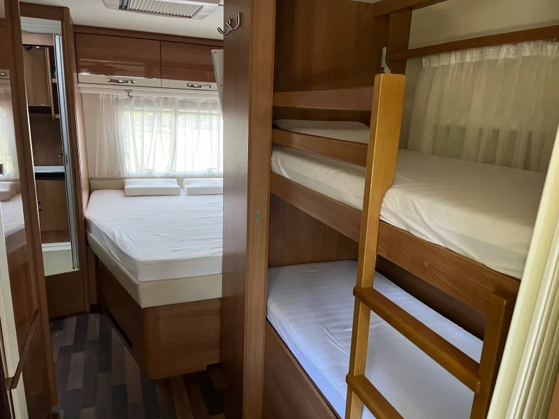 Каравана Tabbert Bellini 650, снимка 9 - Каравани и кемпери - 51405001