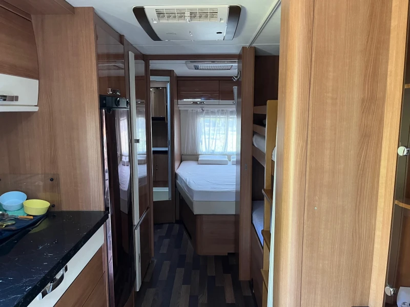 Каравана Tabbert Bellini 650, снимка 8 - Каравани и кемпери - 51405001