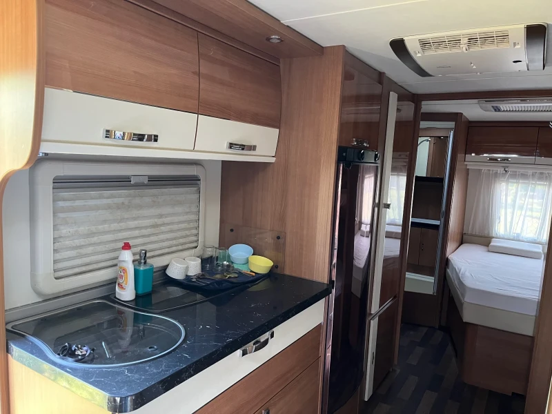 Каравана Tabbert Bellini 650, снимка 7 - Каравани и кемпери - 51405001