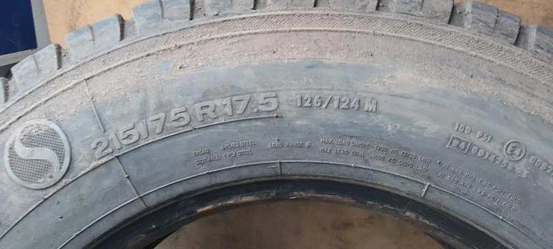 Гуми Летни 215/75R17.5, снимка 5 - Гуми и джанти - 41999247