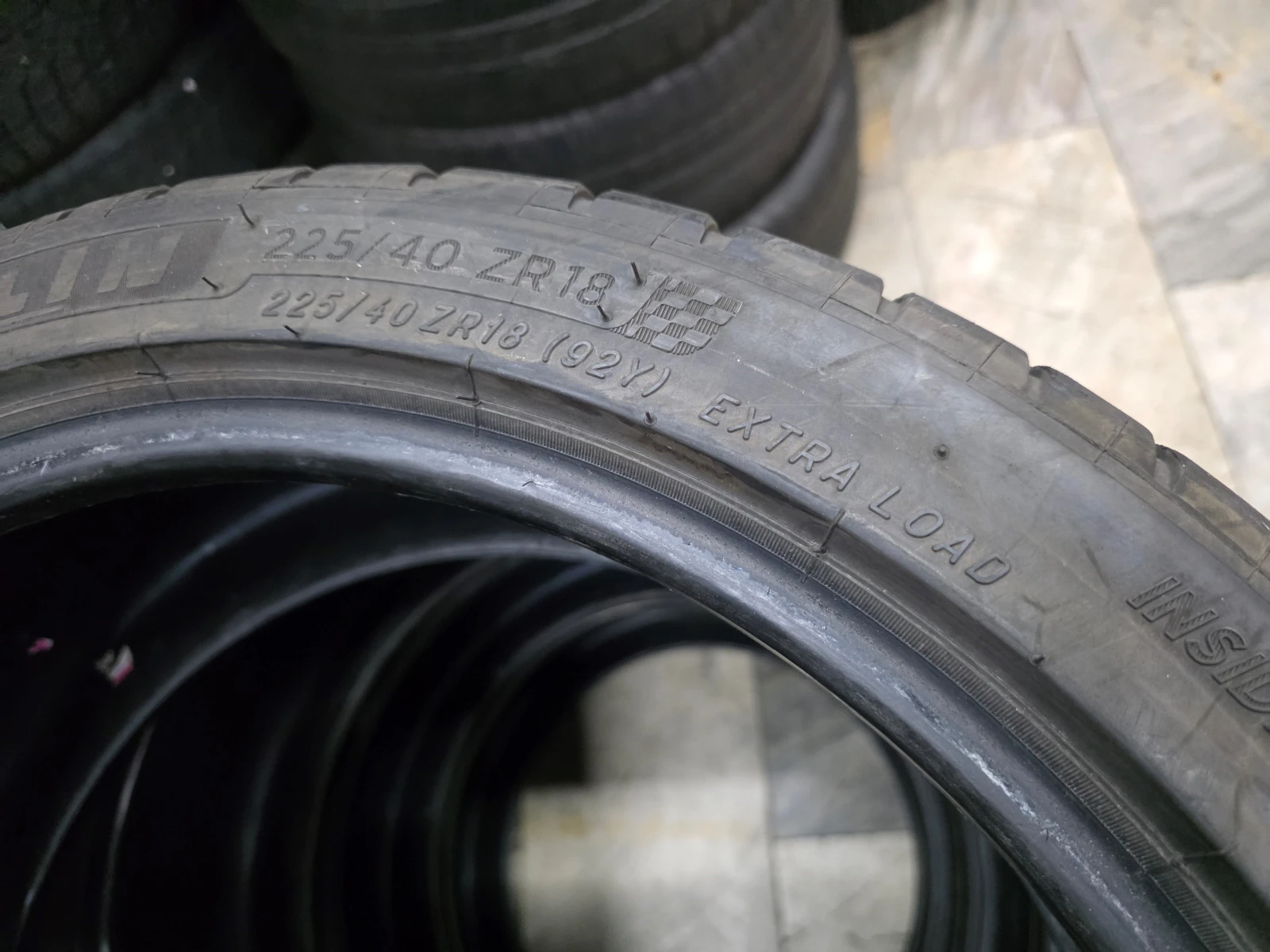 ���� 225/40R18 | Mobile.bg � ����������� 8