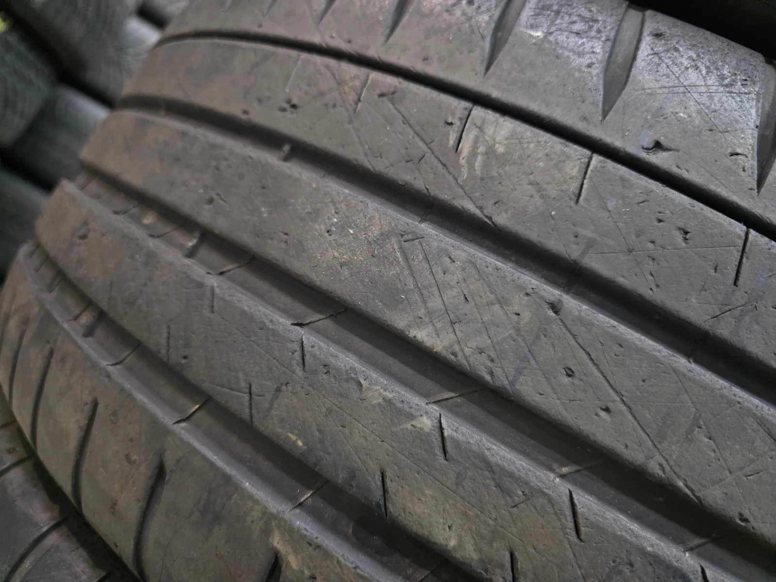 ���� 225/40R18 | Mobile.bg � ����������� 6