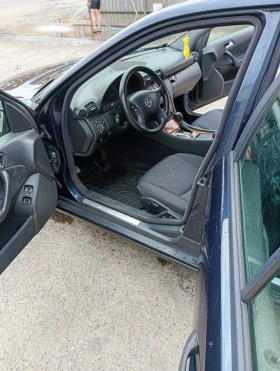 Mercedes-Benz C 220 CDI, снимка 9