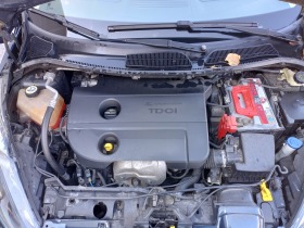 Ford Fiesta 1.4 TDCi Напълно Обслужена , снимка 15