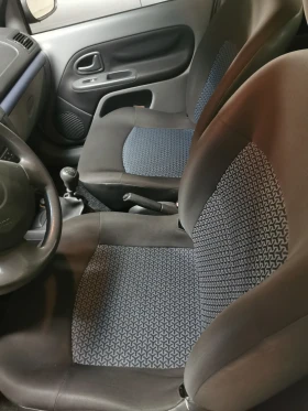 Renault Symbol - 1400 € / 2738.16 лв. - 61097004 6