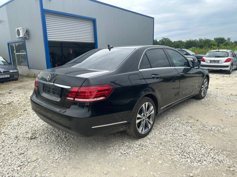 Mercedes-Benz E 350 7G-TRONIC PLUS, снимка 3 - Автомобили и джипове - 47408190