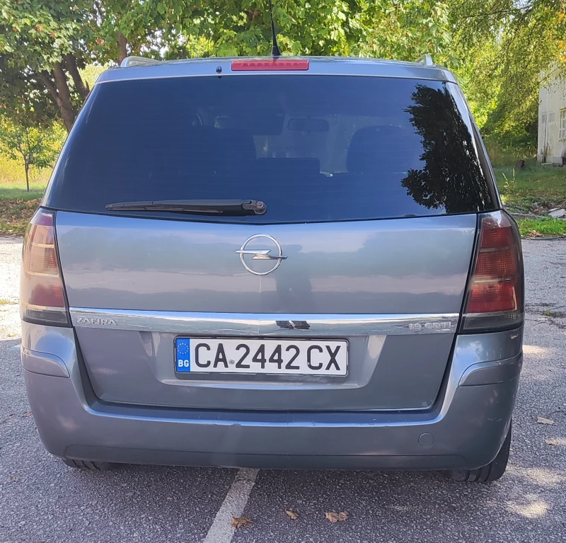 Opel Zafira, снимка 1 - Автомобили и джипове - 47313777