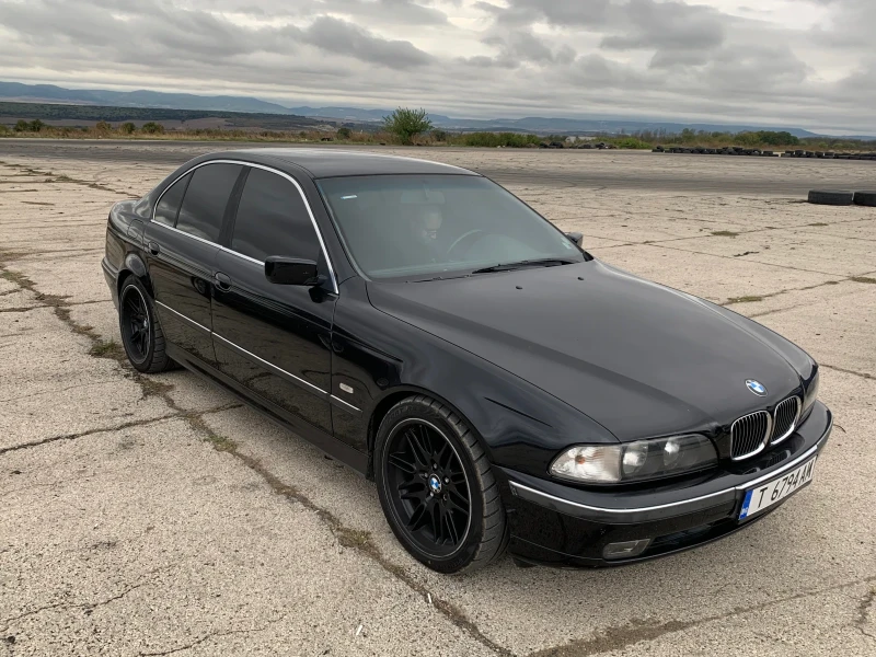 BMW 540, снимка 1 - Автомобили и джипове - 47455145