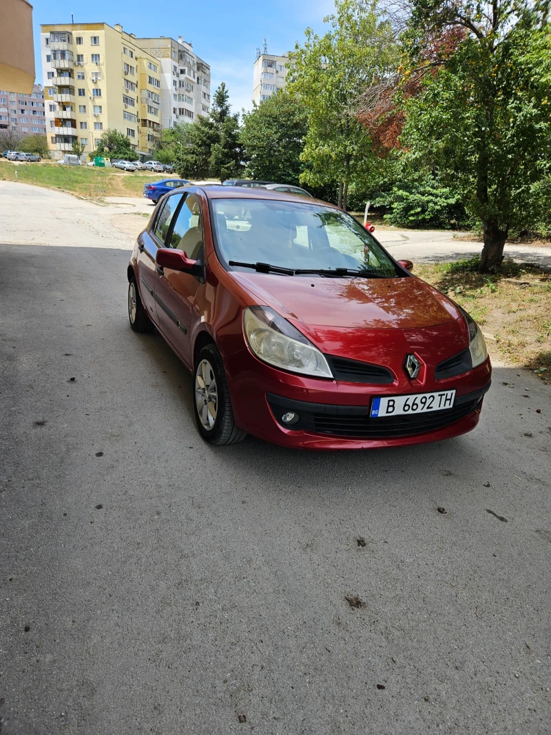 Renault Clio, снимка 2 - Автомобили и джипове - 47791179