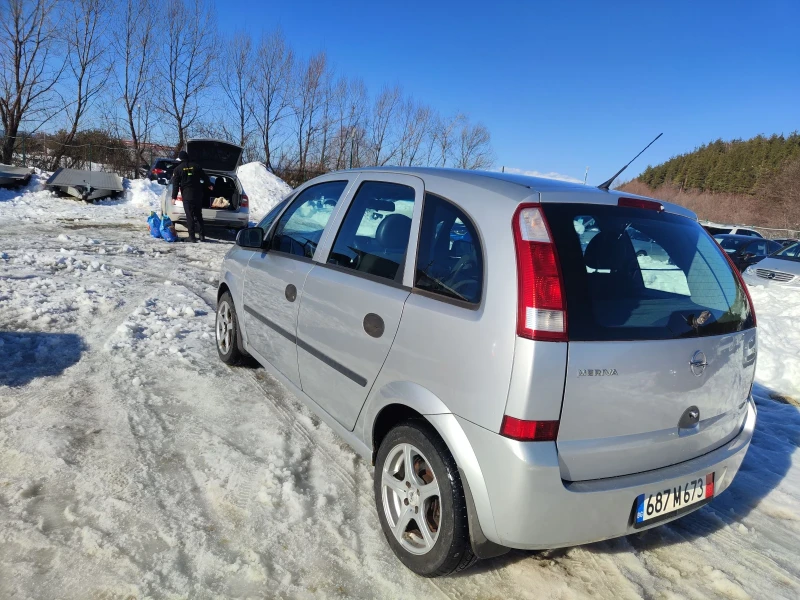 Opel Meriva 1.6 I KLIMA, снимка 4 - Автомобили и джипове - 48637894